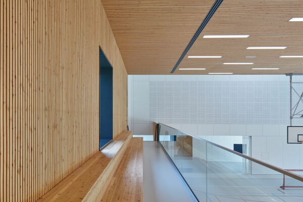 Sporthalle von consequence forma architects