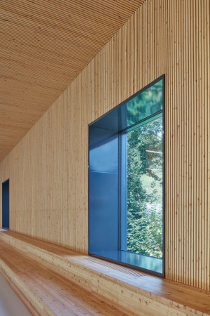 Sporthalle von consequence forma architects