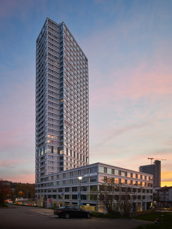 Wohnhochhaus in Ostermundingen von Burkard Meyer Architekten