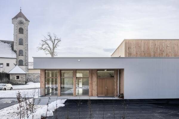 Feuerwehr in Oberm�hlbach von Scheiberlammer Architekten