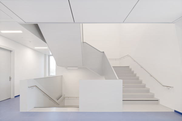 Kriminaltechnisches Institut in Dresden von heinlewischer