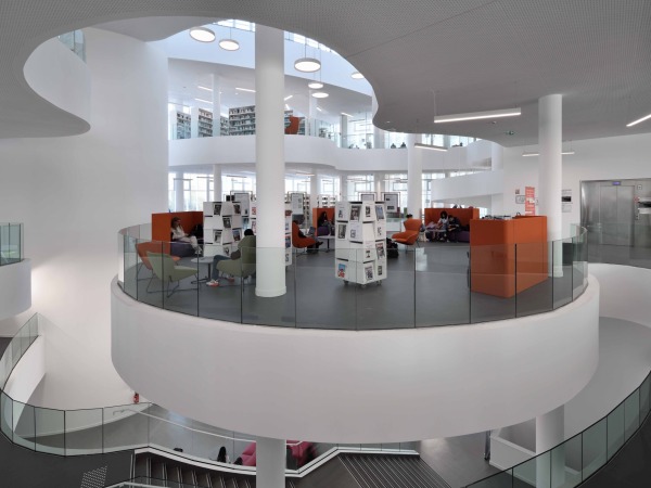 Unibibliothek von Jean-Pierre Lott