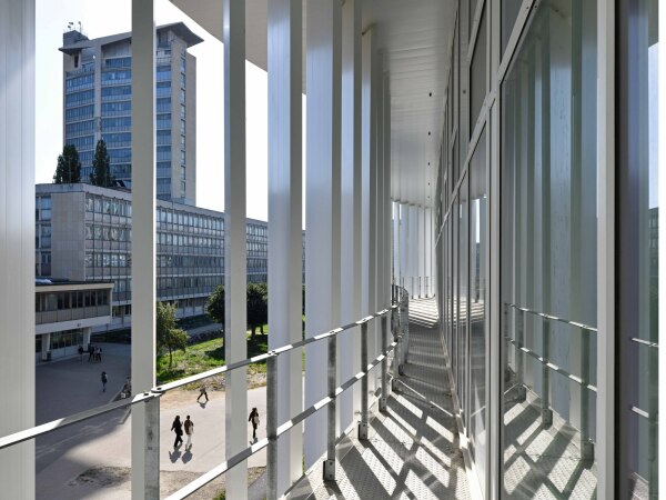 Unibibliothek von Jean-Pierre Lott