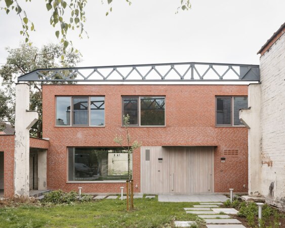 Einfamilienhuser von Atelier Janda Vanderghote in Gent