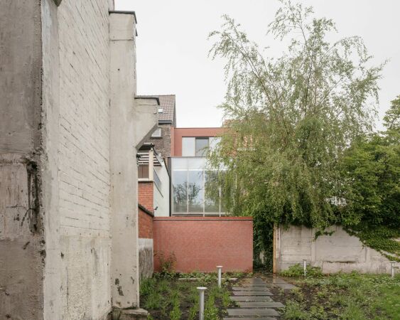 Einfamilienhuser von Atelier Janda Vanderghote in Gent