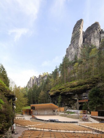 Freilufttheater von meyer-bassin und partner