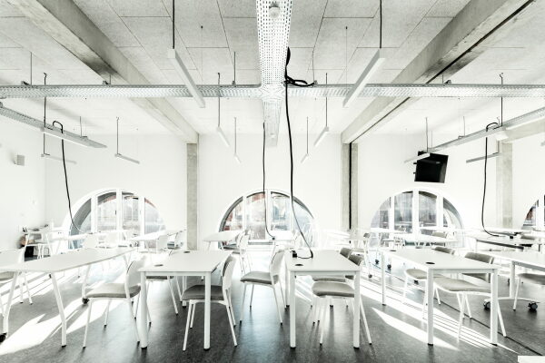 Unigeb�ude von K Architectures