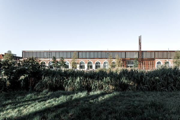 Unigeb�ude von K Architectures