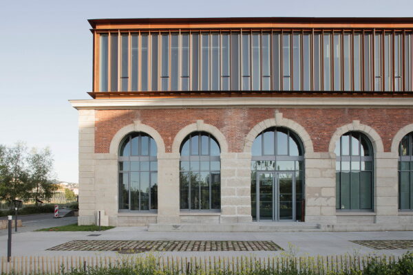 Unigeb�ude von K Architectures