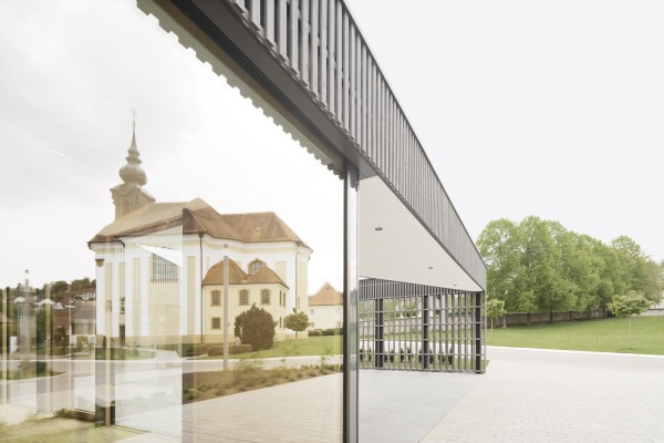 Gemeindezentrum Flochberg von Liebel/Architekten