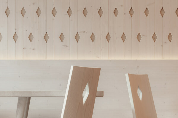 Gstehaus in Sdtirol von Pedevilla Architects