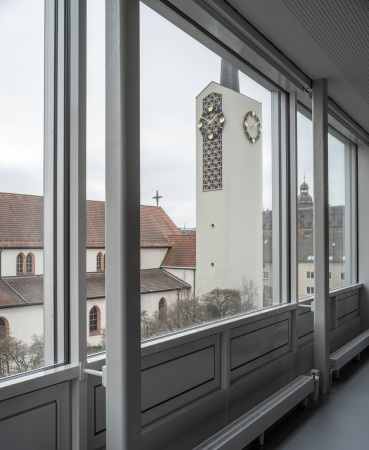 Justizgebude von Fthenakis Ropee Architektenkooperative