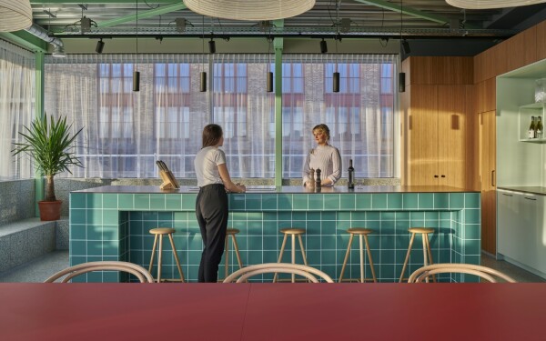 Wohnensemble in Amsterdam von Shift architecture urbanism