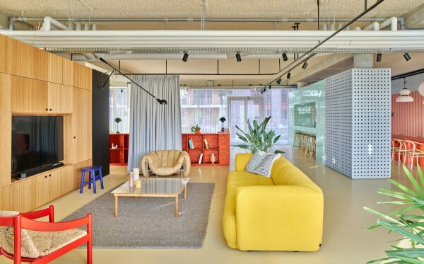 Wohnensemble in Amsterdam von Shift architecture urbanism