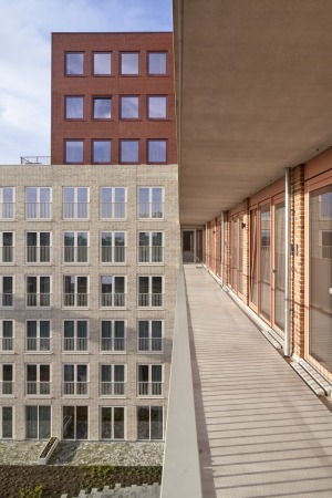 Wohnensemble in Amsterdam von Shift architecture urbanism