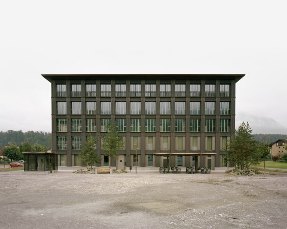 Kantonalbank in Sarnen von Seiler Linhart Architekten