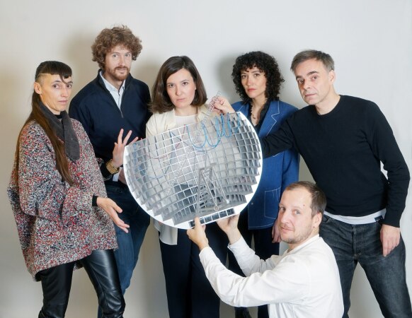 Vielversprechend auch der franz�sische Pavillon �Ball Theater� von MUOTO.