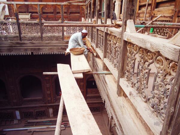 Rettung des Hauses Sethi, benannt nach einer hinduistischen Hndlerfamilie, unter der Leitung von Yasmeen Lari in Peshawar, Pakistan, 2011.