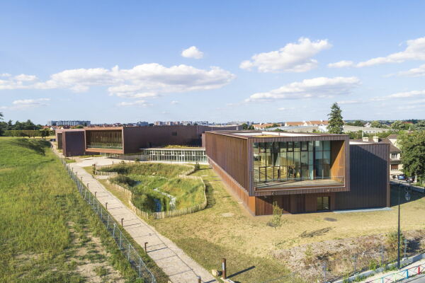 Kulturzentrum von archi5 in Garges-ls-Gonesse