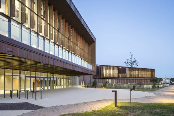 Kulturzentrum von archi5 in Garges-ls-Gonesse