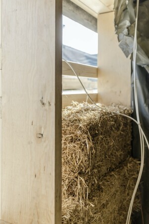 Einbau der Strohballend�mmung