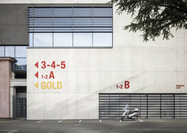 Stadionumbau in Bozen von gmp