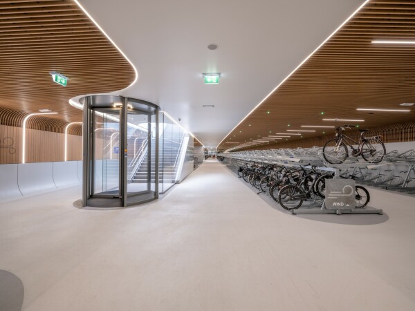 Fahrradgarage von VenhoevenCS