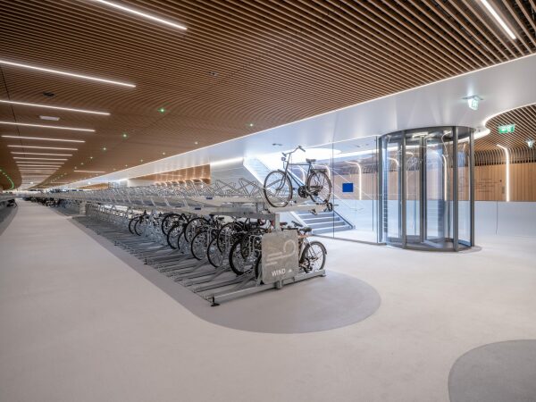 Fahrradgarage von VenhoevenCS