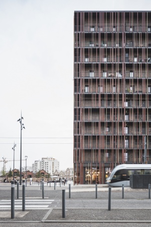 Ensemble von Dietrich Untertrifaller Architekten