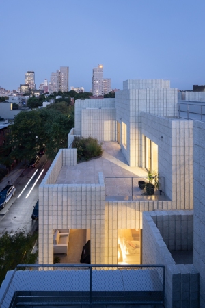 Mehrfamilienhaus in New York von SO-IL