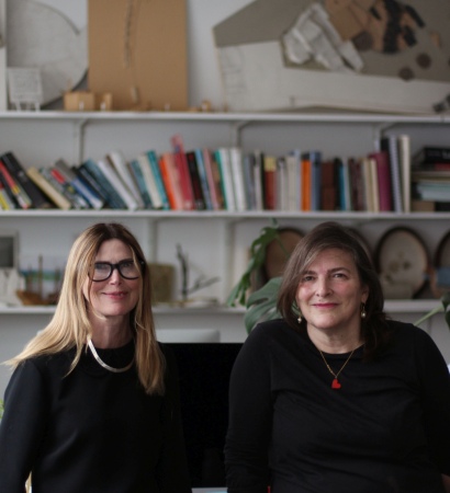 DIVIA-Finalistinnen: Katherine Clarke und Liza Fior vom Londoner Büro muf architecture/art, Großbritannien