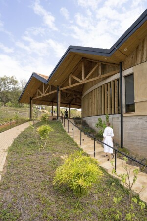 DIVIA-Finalistin: Noella Nibakuze, Ruanda: Rwanda Institute fr Conservation Agriculture (RICA)