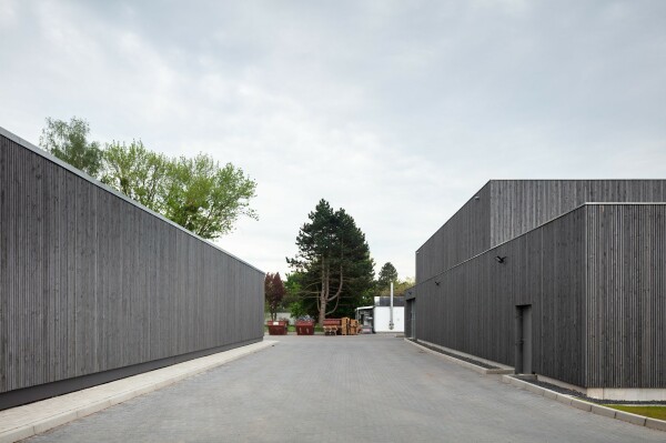 Lagerhalle von Studio Andree Weissert in Lauenfrde