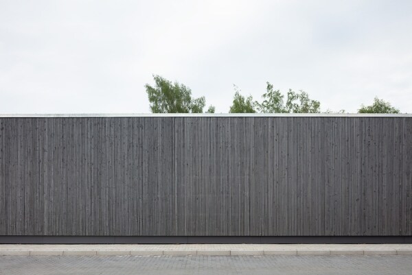 Lagerhalle von Studio Andree Weissert in Lauenf�rde