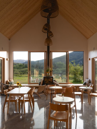 Ferienanlage in der Provinz Quebec von Atelier LAbri