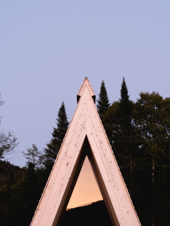 Ferienanlage in der Provinz Quebec von Atelier LAbri