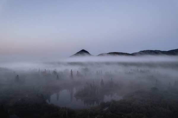 Ferienanlage in der Provinz Quebec von Atelier L�Abri
