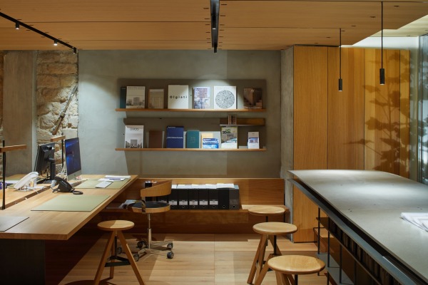 Wohn- und Gesch�ftshaus von Moussafir Architectes