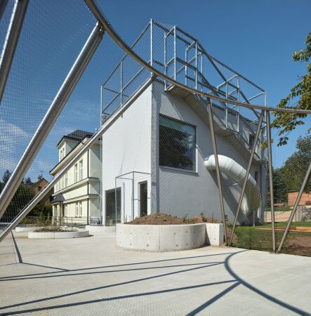 Kindergarten in Jablonec nad Nisou von Mjlk architekti