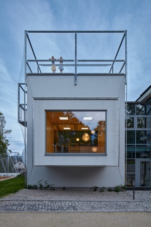 Kindergarten in Jablonec nad Nisou von Mj�lk architekti