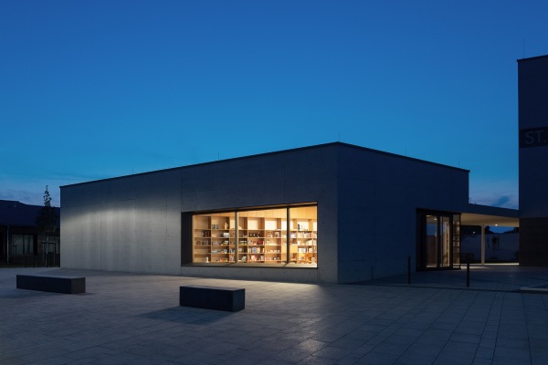 Gemeindezentrum mit Kapelle bei Kln von office03