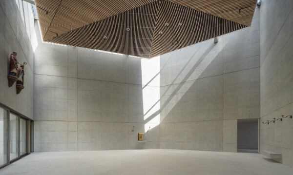 Gemeindezentrum mit Kapelle bei Köln von office03