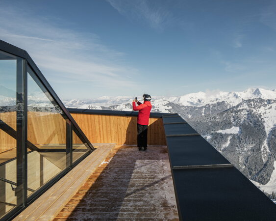 Aussichtsturm in Tirol von Snhetta