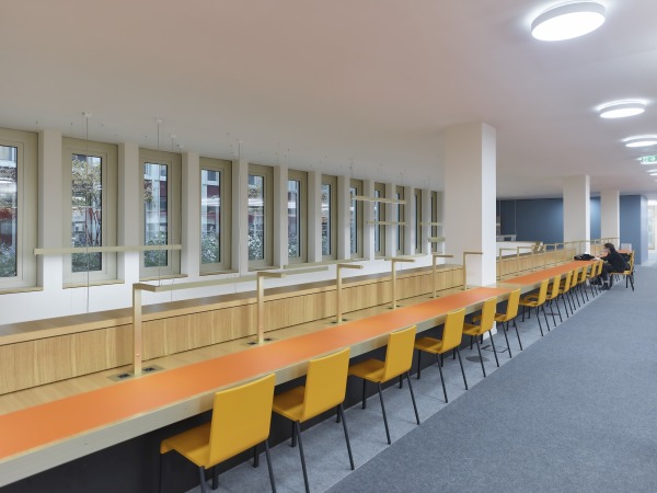 Unigeb�ude von BLK2 in Frankfurt am Main