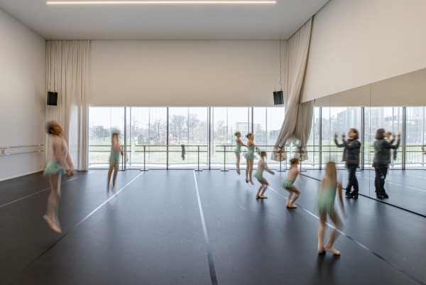 Konservatorium in Blagnac von ppa architectures