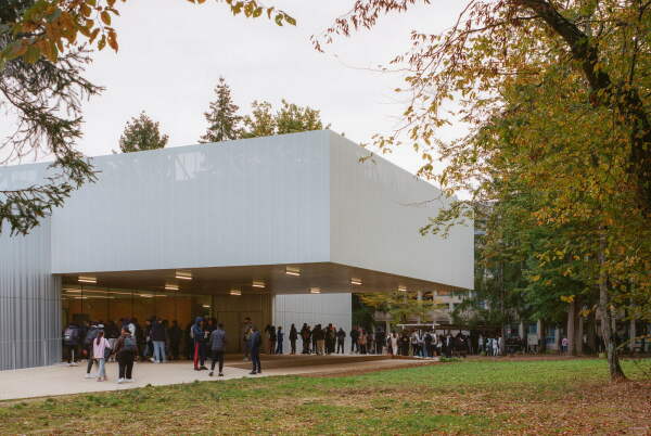 Schulumbau von ateliers o-s architectes