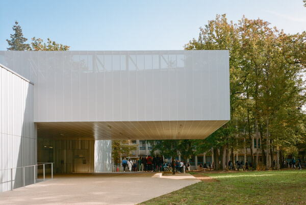 Schulumbau von ateliers o-s architectes