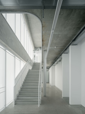 Hochschule in Valladolid von Estudio Gonz�lez Arquitectos