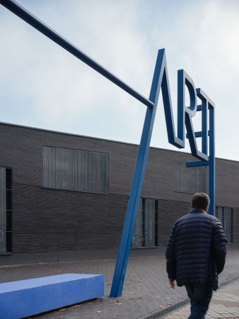 Hochschule in Valladolid von Estudio Gonzlez Arquitectos