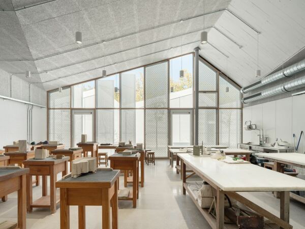 Hochschule in Valladolid von Estudio Gonzlez Arquitectos